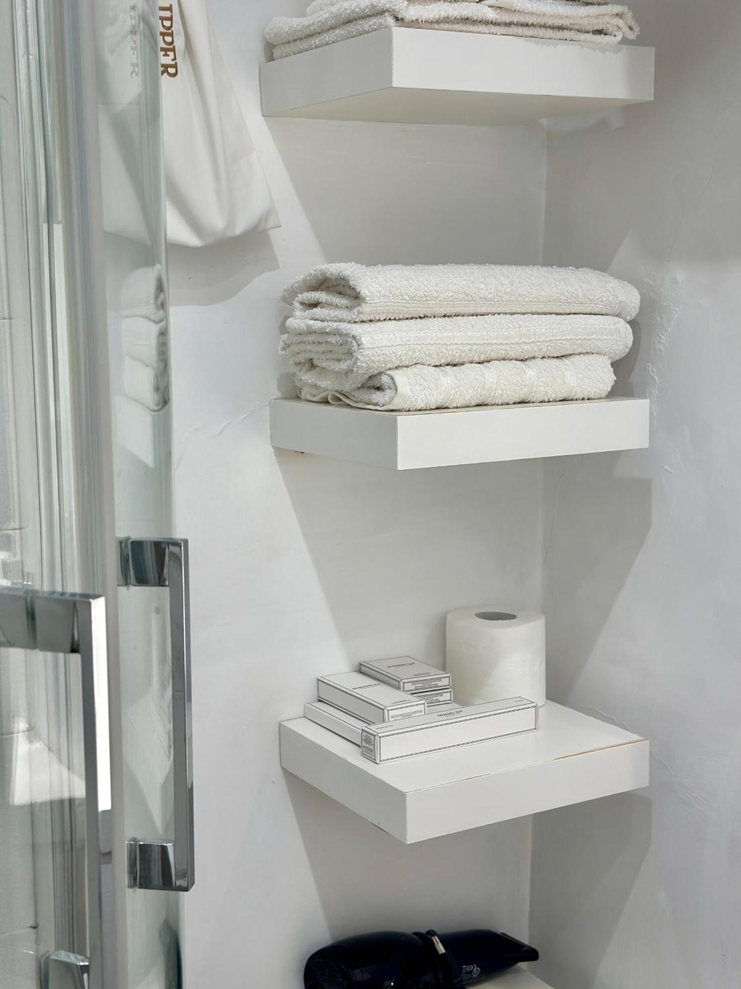 Escape With Pool In Appartement *